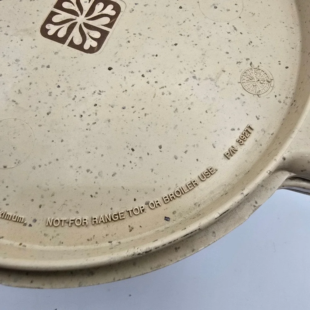 LittonWare Casserole Dish Lid Tan Speckled Microwave Convection 39277